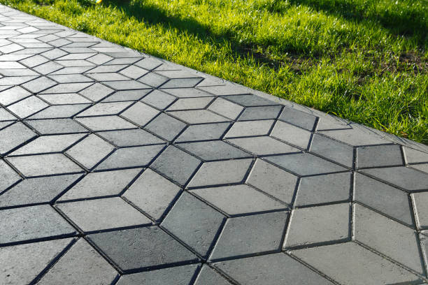 Best Best Driveway Pavers  in Smithville, MO